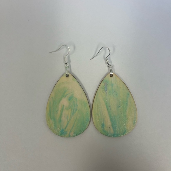 Knana Knots Jewelry - Teardrop Earrings in Green and Yellow